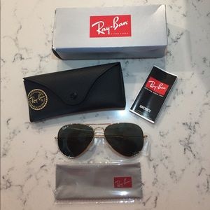 BRAND NEW Ray Bans Classic Aviator Sunglasses